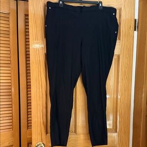Anne Klein Black Ankle Pants